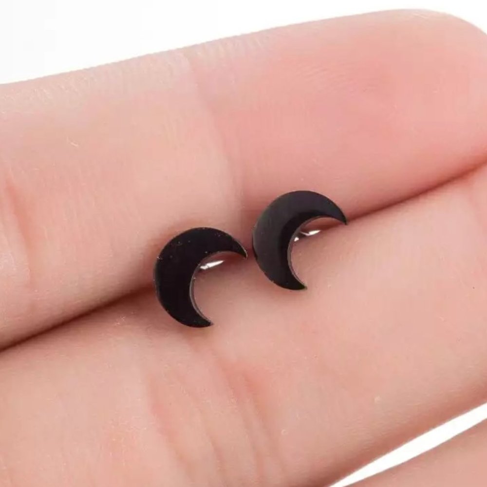 Moon black stainless steel stud earrings